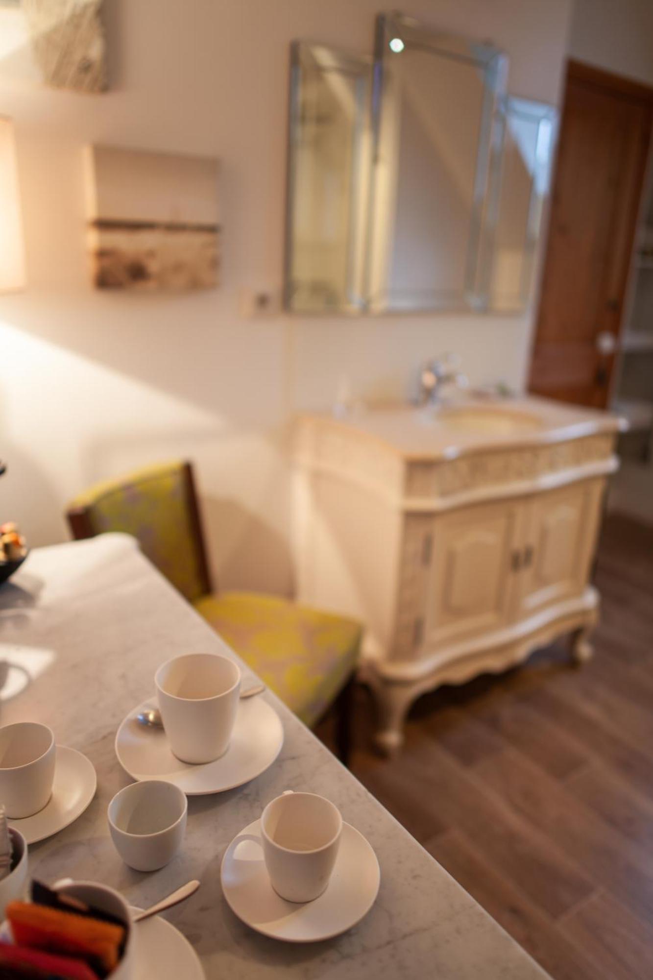 Bed and Breakfast Le Colombier Виссан Экстерьер фото